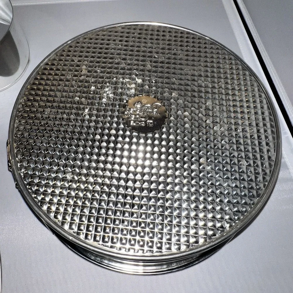 Pampered Chef Springform Pan Set #1540 Heart Circle Round Cake Metal 4 Pc